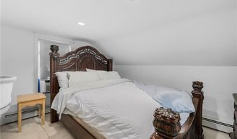 73 Beech Ave, Cranston, RI 02910