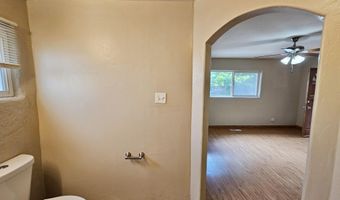 1604 LOS ARBOLES Ave NW, Albuquerque, NM 87107
