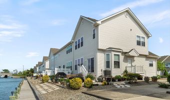 12 Blue Heron Ln, Bayville, NJ 08721