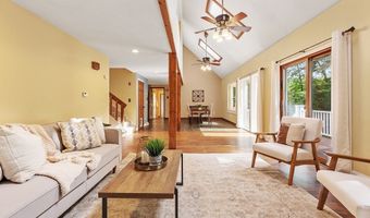941 Doe Valley Rd, Athol, MA 01331