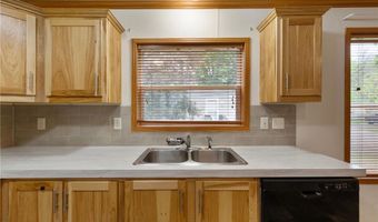 12270 Geneva Way, Apple Valley, MN 55124