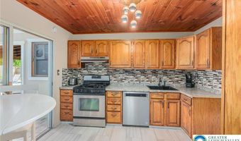 2803 Diamond Ave, Allentown, PA 18103