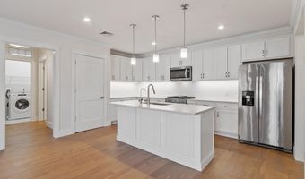 3 Longview Dr 305, Atkinson, NH 03811