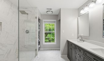 24674 PEACH ORCHARD Ln, Aldie, VA 20105