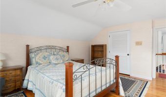 24 Kirkbrae Dr, Lincoln, RI 02865