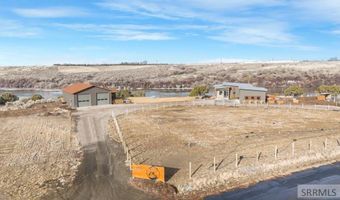 256 Snake River Dr, American Falls, ID 83211