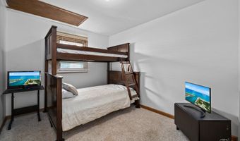 1527 N Harrison St, Algonquin, IL 60102