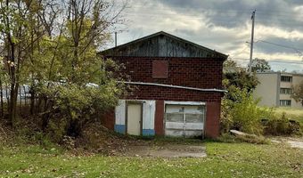 503 Benton Ave W, Albia, IA 52544