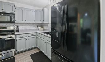 600 Leonard St, Alton, IL 62002