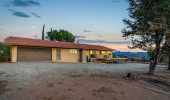 5414 Shannon Valley Rd, Acton, CA 93510