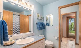 4085 Wildwood Dr, Allegan, MI 49010