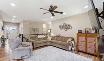 617 Timberview Dr, Adel, IA 50003