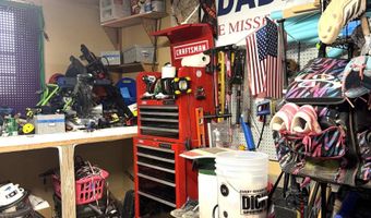 813 W Mann Ave, Artesia, NM 88210