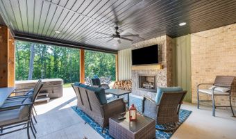336 Somerset Dr, Appomattox, VA 24522