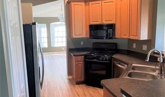 6818 CAMBRIDGE PARK Dr, Apollo Beach, FL 33572