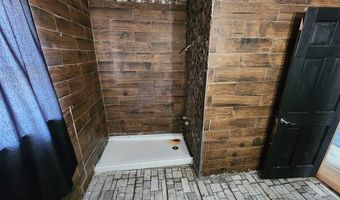 27 Russell Farm Rd, Andrews, NC 28901