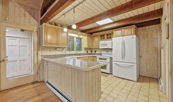 422 Bonny Rigg Hill Rd, Becket, MA 01223