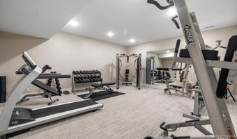 281 Lakeshore Dr, American Falls, ID 83211