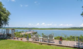 74 Battery Creek Club Dr, Beaufort, SC 29902