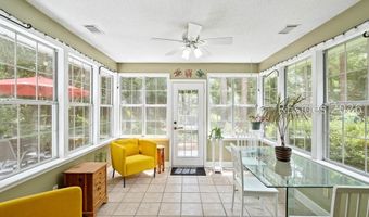 60 Thomas Sumter St, Beaufort, SC 29907