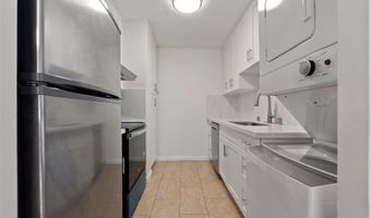 98-1042 Moanalua Rd 2-303, Aiea, HI 96701