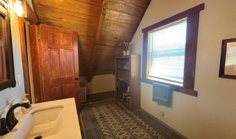 9606 Packer John Rd, Cascade, ID 83611