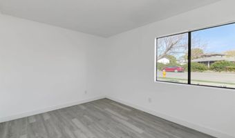 4161 Tiberon Dr, Oceanside, CA 92056