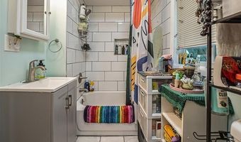803 Jones Dr, Ann Arbor, MI 48105