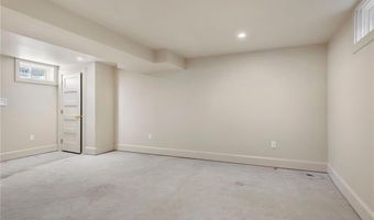 49 Third St, Newport, RI 02840