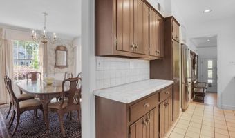 5804 ABERDEEN Rd, Bethesda, MD 20817
