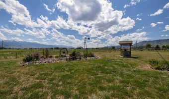 14 Absoraka Dr, Cody, WY 82414