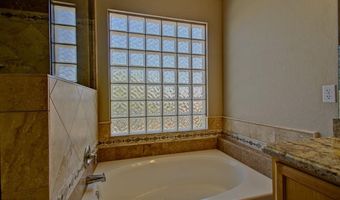 1674 W MACAW Dr, Chandler, AZ 85286