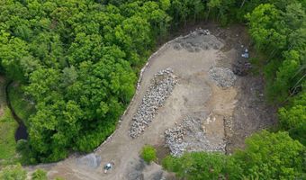 60 Boxwood Dr, Auburn, NH 03032