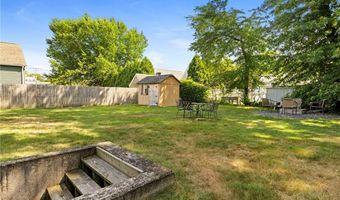 794 Main Ave, Warwick, RI 02886