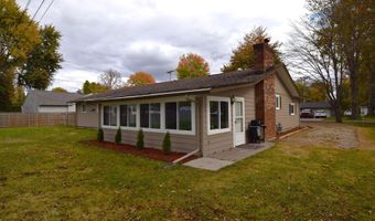9640 Shady Ln, Algonac, MI 48001