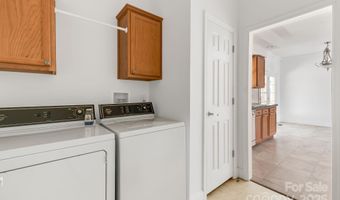 1 Hedgerose Ct B, Asheville, NC 28805