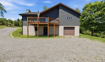 2420 Thomas Dr, Allison Park, PA 15101