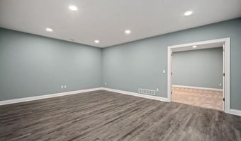 4401 Cochrane Pkwy, Ames, IA 50014