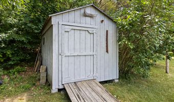 224 Sunderland Dr, Auburn, ME 04210