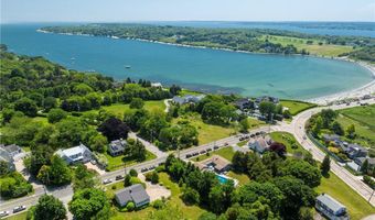 152 Hamilton Ave, Jamestown, RI 02835