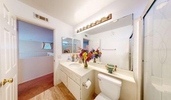 220 S Linhaven Cir, Anaheim, CA 92804