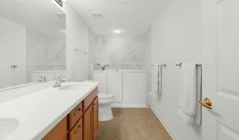 701 W Rand Rd 235, Arlington Heights, IL 60004