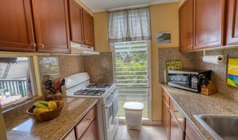 35 Walaka St L-204, Kihei, HI 96753