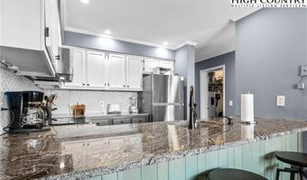 301 Pinnacle Inn Rd 3207, Beech Mountain, NC 28604