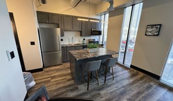 200 W College Ave, Appleton, WI 54911