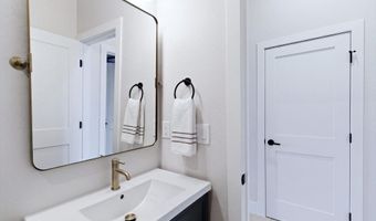 1435 W WHITMAN Ct, Anthem, AZ 85086