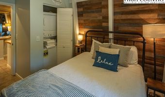 21 Creekside Rd A, Banner Elk, NC 28604