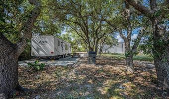 1050 LEE Rd, Aransas Pass, TX 78336