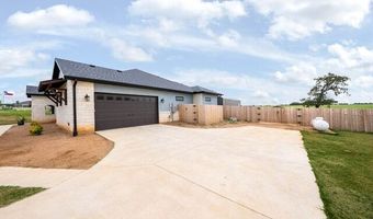 120 Western Way, Adkins, TX 78101