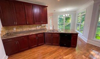 240 Risen Star Ln, Alpharetta, GA 30005